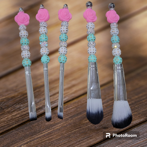 Pink Flower Makeup Brushes